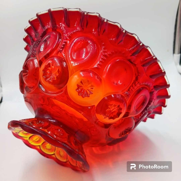 L.E. Smith Moon & Star Amberina Ruffled Edge Glass Candy Dish/ Bowl - Picture 6 of 7